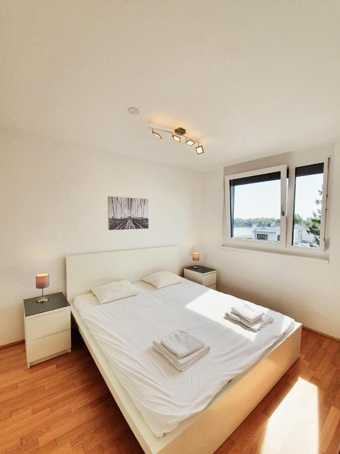 Near Lake Two Bedroom Fully Furnished Apartment Viena Exterior foto